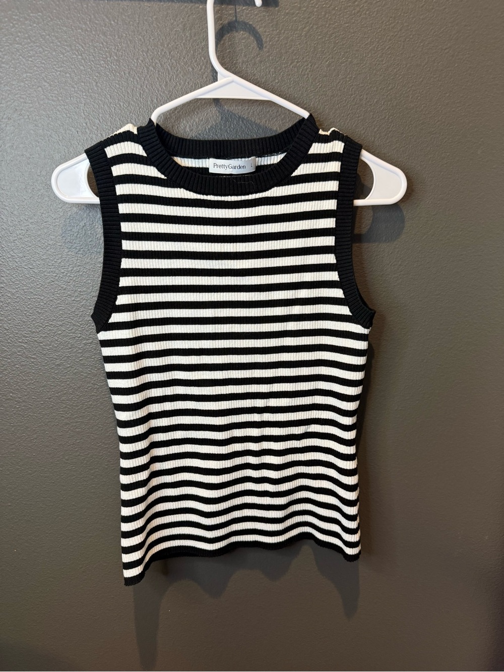 Pretty Garden Black & White Striped Ribbed Tank